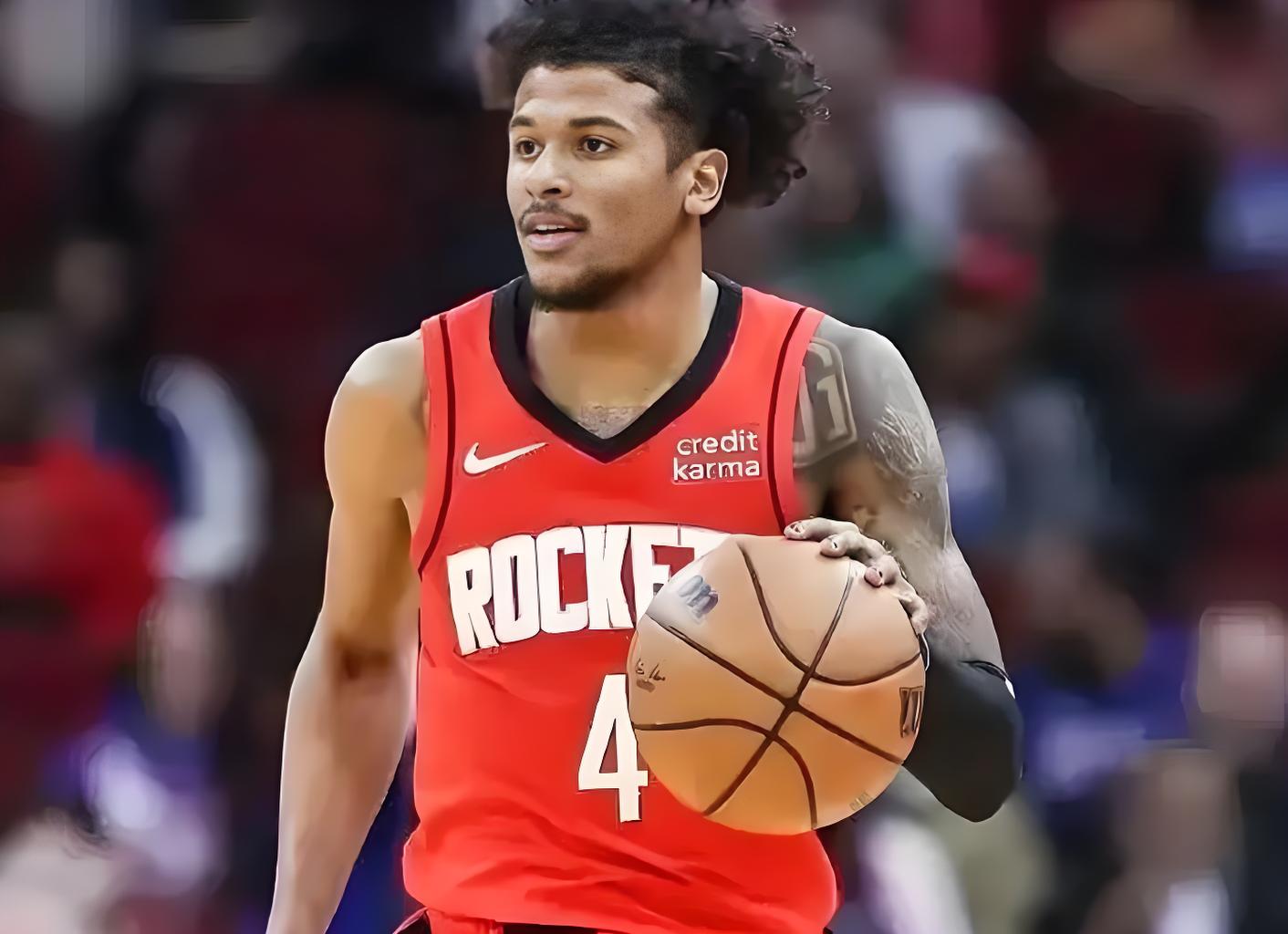 开云中国体育平台入口包含集结日NBA常规赛焦点战，多伦多猛龙豪取连胜，质疑声仍在，球队文化再被提及的词条